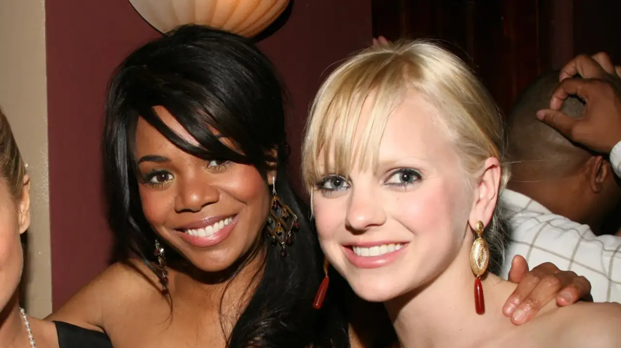 Las Reinas del Risa Regresan con Terror: Anna Faris y Regina Hall Vuelven con La Próxima Comedia de Terror de 'Scary Movie'
