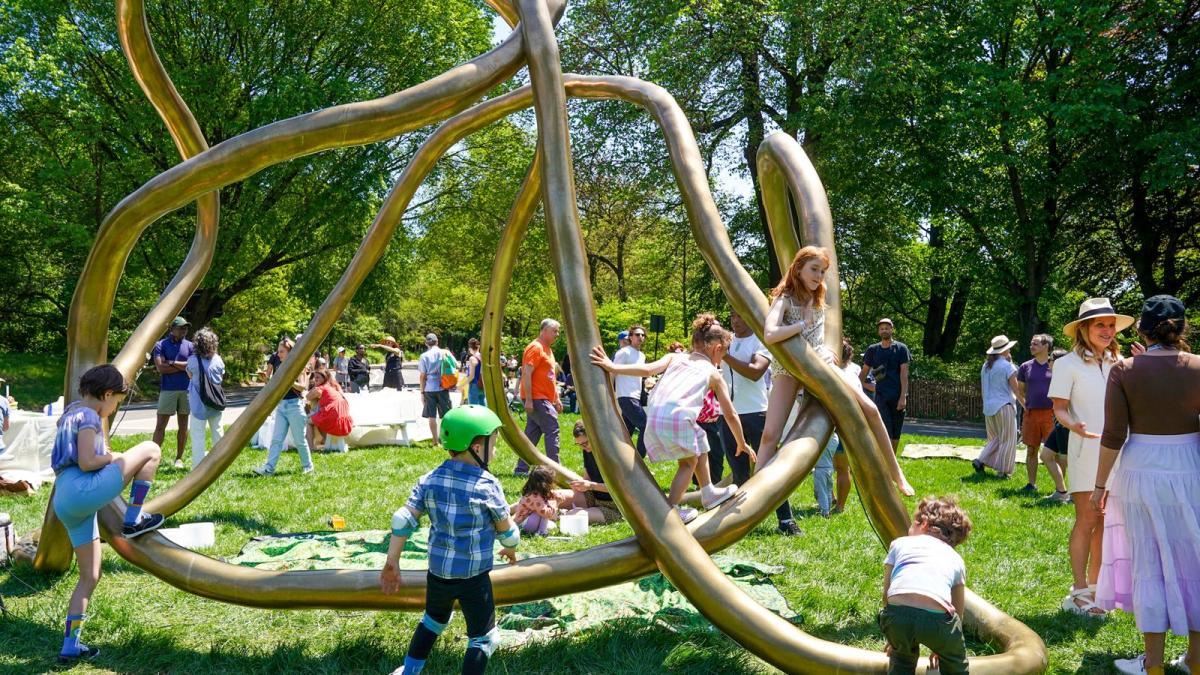 La Intersección Creativa: El Secreto detrás del Éxito de la Obra de Molly Gochman