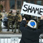 La verdad detrás de la polémica: "La mujer abatida en Minneapolis y la confusión sobre el papel del coche en la tragedia"