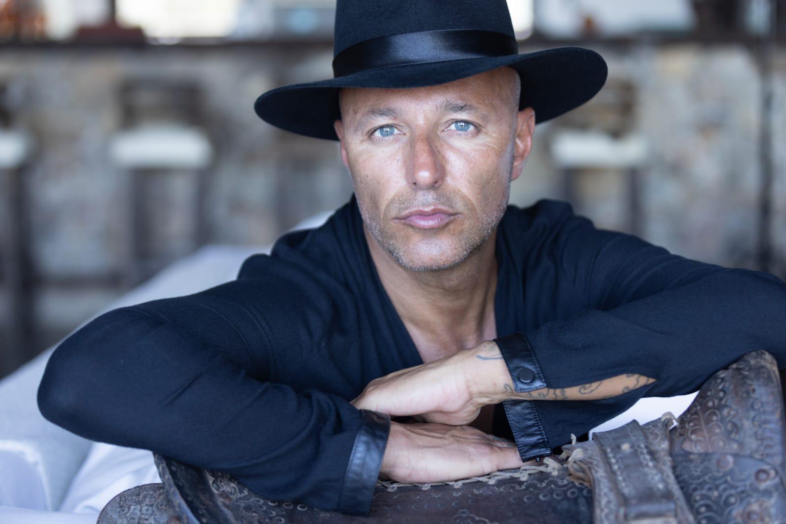 La vuelta de la leyenda: Gaby Álvarez regresa a Punta del Este después de 17 años de ausencia con un legado indeleble en el fútbol uruguayo.