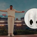 Cuánto cuestan los tenis Adidas que usó Bad Bunny en el halftime show del Super Bowl