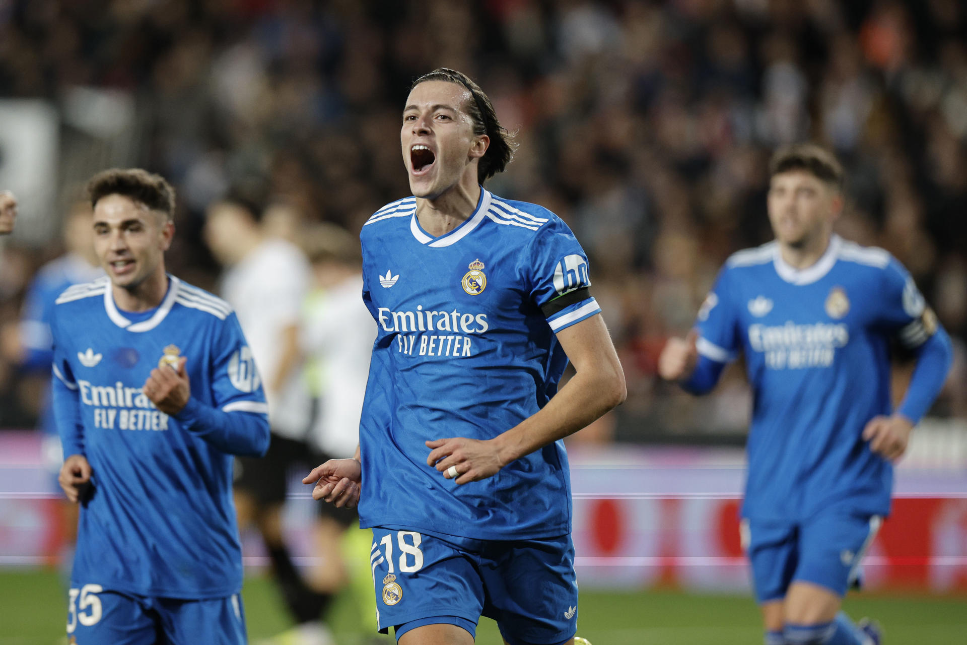 Real Madrid derrota a Valencia con goles de Mbappé.